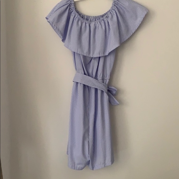 Blue and white romper - Picture 3 of 3